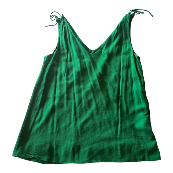 New Massimo Dutti Green Top - Picture 1 of 3